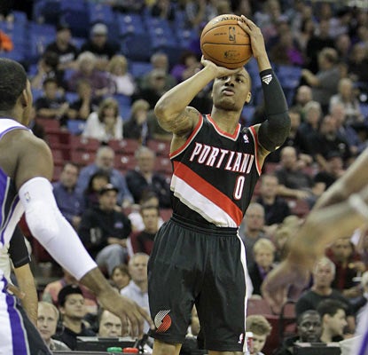 Rookie Damian Lillard finishes with 22 points and connects on 5 of 6 attempts beyond the arc. (AP)