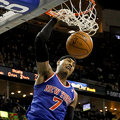 Carmelo Anthony scores 19 points in the first quarter (a game-high 29 overall) to carry the Knicks over the Hornets. (US Presswire)