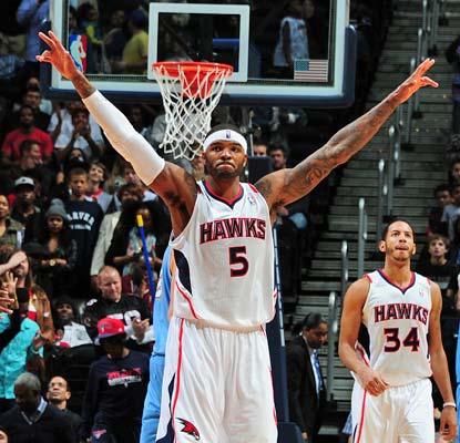 Josh Smith celebrates his 27th birthday with a clutch performance in Atlanta's win over Denver.  (Getty Images)