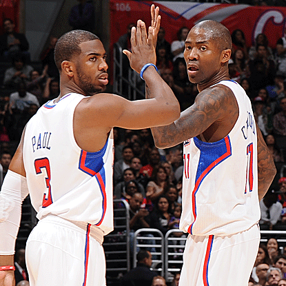 Jamal Crawford (right) makes all four of his free throws in the Clippers'  win, extending his streak to 55. (Getty Images)