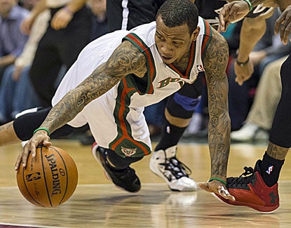 Monta Ellis scores 20 points to go with a season-high six steals. He also makes  all three of his 3-point attempts. (US Presswire)