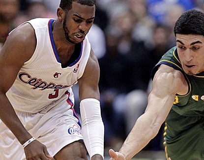 Point guard Chris Paul scores the Clippers' final seven points, most from the free throw line. (AP)