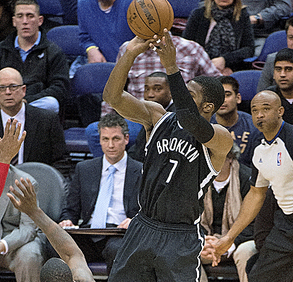Joe Johnson hits the game-winning jumper in double overtime as the Nets squeak past the Wizards.  (Getty Images)