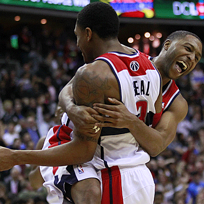 Bradley Beal's jumper with 0.3 seconds remaining in the game put the short-handed Wizards over the Thunder. (US Presswire)