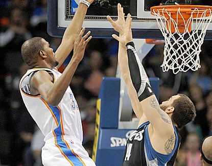 Kevin Durant goes for 26 points to go with 8 rebounds and 3 assists against the Timberwolves. (US Presswire)