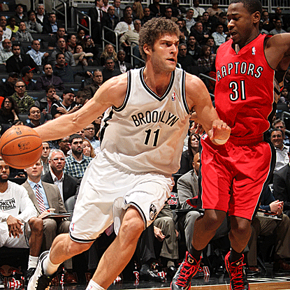 Brook Lopez gets 22 points in the Nets' seventh straight victory, marking their longest win streak since 2005-06. (Getty Images)