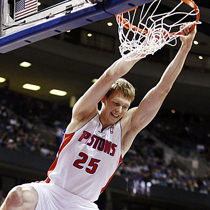 Kyle Singler and the Pistons return from a tough loss in London to defeat the Celtics at home. (AP)