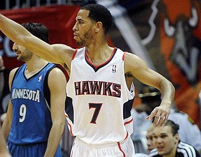 Jannero Pargo, a 33-year-old NBA journeyman on a 10-day contract, scores 16 points for the Hawks. (US Presswire)