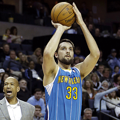 Ryan Anderson scores 22 points, 21 courtesy of the 3-ball, in leading the Hornets past the Grizzlies. (US Presswire)