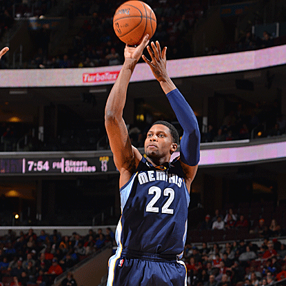 Rudy Gay delivers 26 points as the Grizzlies overcome a 17-point deficit to defeat the Sixers.  (Getty Images)