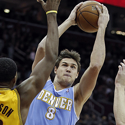 Danilo Gallinari scores 19 points to help the Nuggets to their 15th win in their last 17 games. (US Presswire)