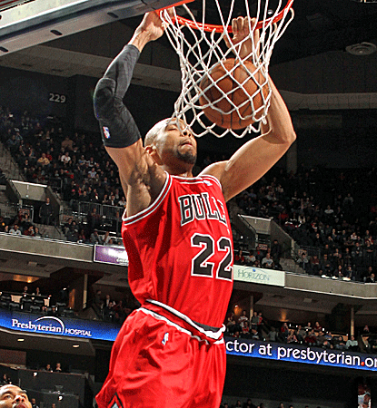 Taj Gibson scores 17 points as the Bulls top the 100-point mark for the first time in their last seven games.  (Getty Images)
