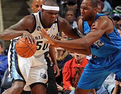 Memphis power forward Zach Randolph scores 22 points to go with 10 rebounds and 4 assists against the Mavericks. (Getty Images)