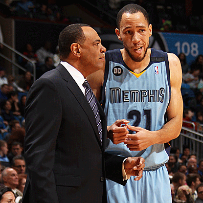 Tayshaun Prince leads all scorers with 14 points as the Grizzlies rout the Magic for their ninth win out of 10 games. (Getty Images)