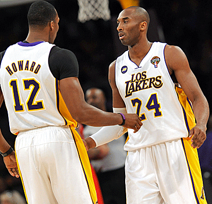Kobe Bryant and Dwight Howard combine for 35 points and 28 rebounds as the Lakers move into the 8-seed.  (Getty Images)