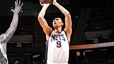 Yi Jianlian ((Getty Images))