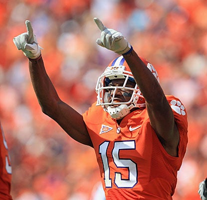Coty Sensabaugh celebrates after making the red-zone interception that clinches Clemson's victory.  (Getty Images)
