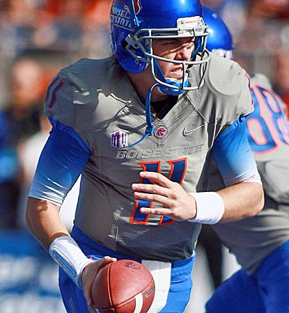 Kellen Moore is 23 of 29 for 281 passing yards, including three touchdowns for Boise State. (US Presswire)