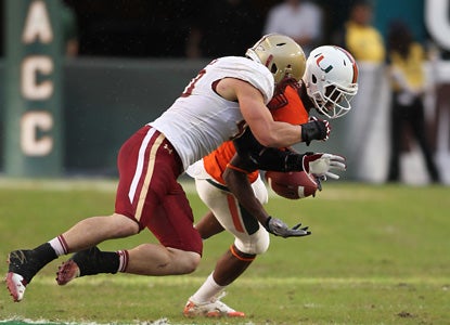 Luke Kuechly becomes Boston College's all-time tackles leader, topping his own mark set last year. (Getty Images)