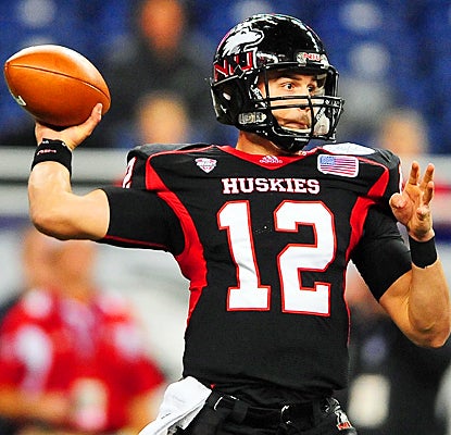 Northern Illinois' Chandler Harnish tosses three touchdowns in the second half to beat the Bobcats. (US Presswire)