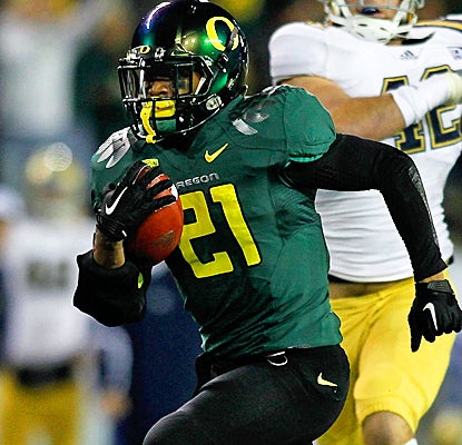 Oregon's LaMichael James races past the Bruins for 219 yards and three touchdowns on 25 carries. (Getty Images)