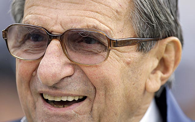 Scott Paterno says his father was surrounded by family and 'serenely calm' in his final hours. (AP)