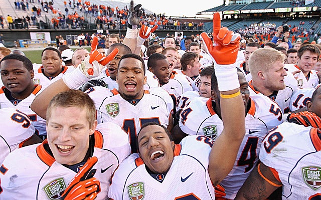 Illinois' victory over UCLA in the Kraft Hunger Bowl was not a Clash of the Titans. (Getty Images)