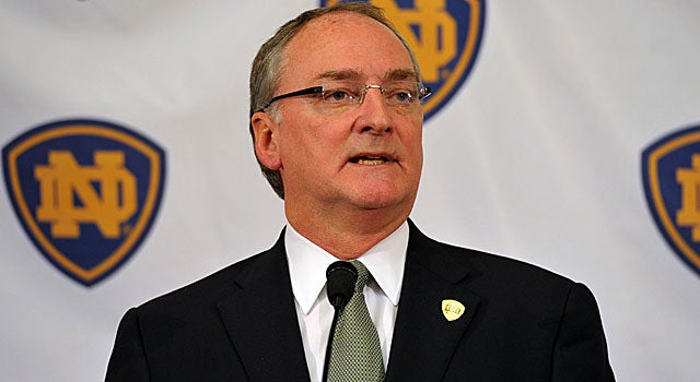 Notre Dame AD Jack Swarbrick is part of a committee to 'fix' college football's postseason. (US Presswire)