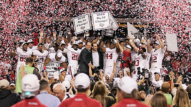 OU looked bound for the Pac-12 but now sits pretty in a reloaded Big 12. (US Presswire)