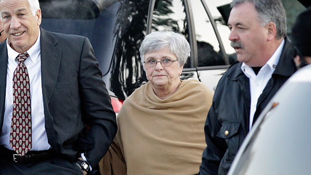  ... wife takes stand; PSYCHOLOGIST SAYS SANDUSKY HAS PERSONALITY DISORDER