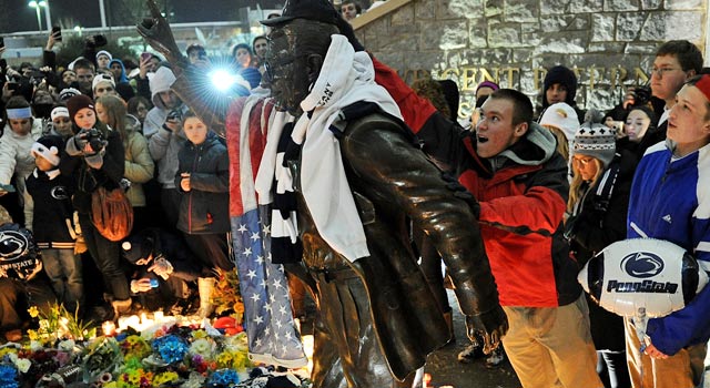 The statue is going down, Gregg Doyel says; it's only a matter of when. (Getty Images)