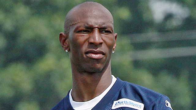 Sam Hurd is being held in federal prison near Dallas. (AP)