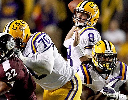 Zach Mettenberger continues his strong play, throwing for 273 yards and 2 touchdowns. (US Presswire)