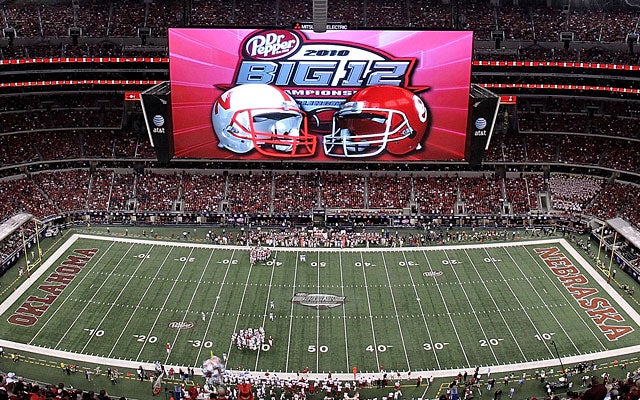 Nebraska and Oklahoma last met in the 2010 Big 12 title game, the Huskers' league farewell. (Getty Images)