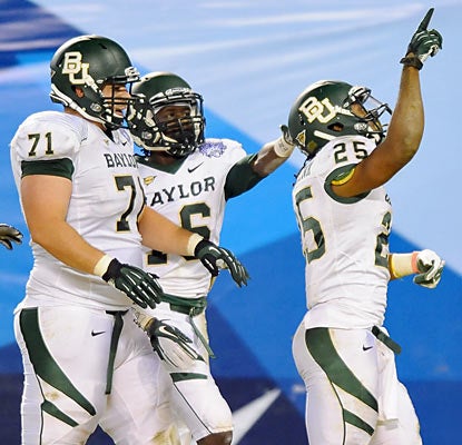 Lache Seastrunk (138 rushing yards, TD) and the Bears run the ball a combined 66 times in the rout. (US Presswire)