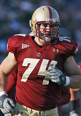 Anthony Castonzo's ability to play multiple positions along the line should help his draft stock. (US Presswire)