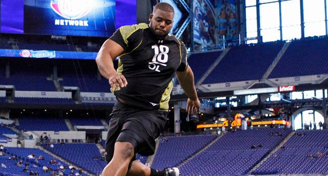 Georgia's Cordy Glenn is surprisingly nimble for his size (6-4, 346 pounds). (Getty Images)
