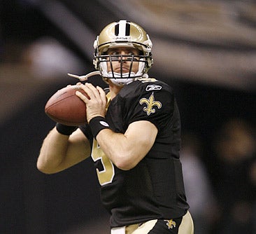 Drew Brees' Saints kick a FG on their first possession. 