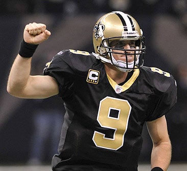 Brees finishes 18 of 23 for 371 yards and five TDs. 