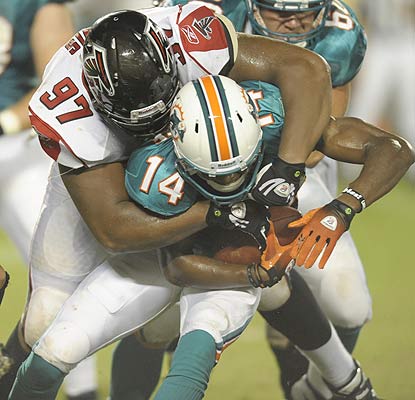 The Falcons defense plays big on this night as they keep the Dolphins out of the end zone. (US Presswire)