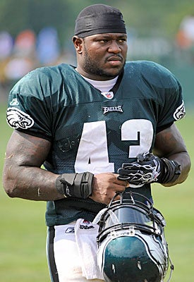 At least Leonard Weaver had enough sense to realize his statement backing Adrian Peterson was foolish. (US Presswire)