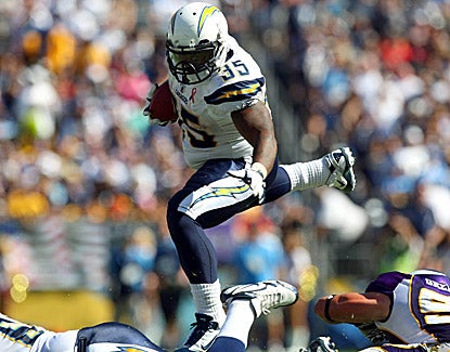 Mike Tolbert has a big day for the Chargers, including the winning touchdown reception with 5:01 to play. (Getty Images)