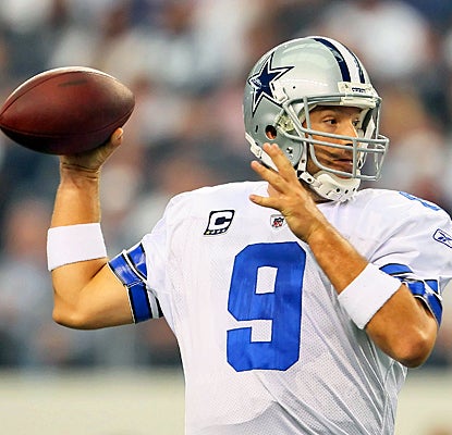 The Cowboys' Tony Romo lights up the Seahawks' defense for 279 yards and two touchdowns. (Getty Images)