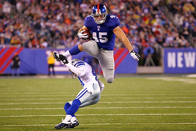 Henry Hynoski shows Terence Newman he has healed from a near-disastrous hamstring injury. (Getty Images)