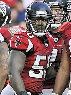 Curtis Lofton is a two-down linebacker? Not necessarily. (US Presswire)