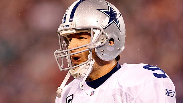 With the loss of Laurent Robinson, who will be Tony Romo's third receiver in 2012? (Getty Images)