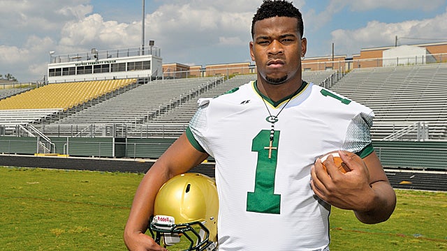 Nkemdiche says his commitment to Clemson is a 'done deal' if his friend gets offered. (Dan Carter/MaxPreps) 