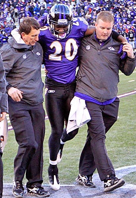 Age and injury concerns could be playing a part in the Ravens' reluctance to go long-term with Reed. (Getty Images)