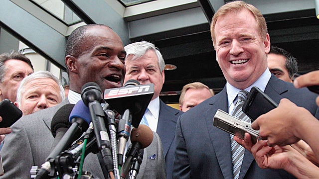 DeMaurice Smith and Roger Goodell were all smiles last summer when the lockout ended. (Getty Images)