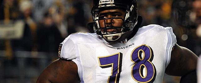 McKinnie reportedly sent a text message saying he'll join the Ravens on Monday. (Getty Images)